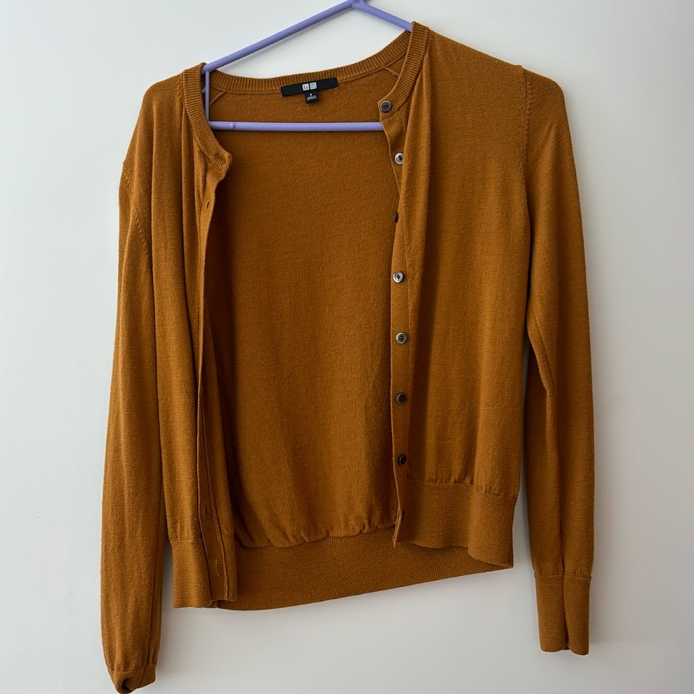 Uniqlo sz small wool sweater